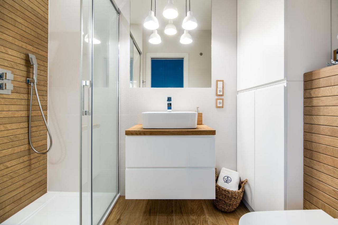 Blue Marine 19 Z Tarasem I Widokiem Na Morze Przy Plazy Apartment *