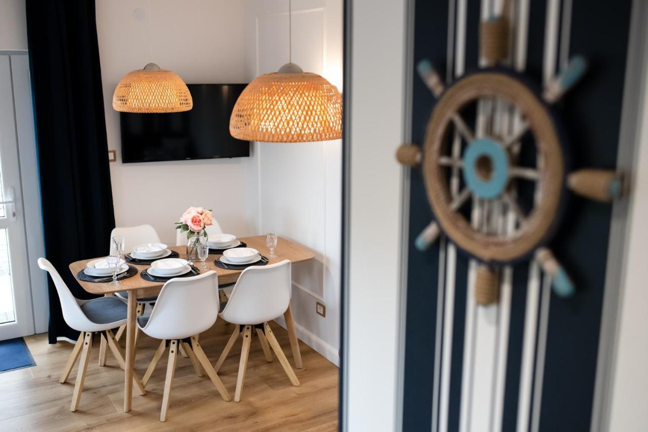 Blue Marine 19 Z Tarasem I Widokiem Na Morze Przy Plazy Apartment *
